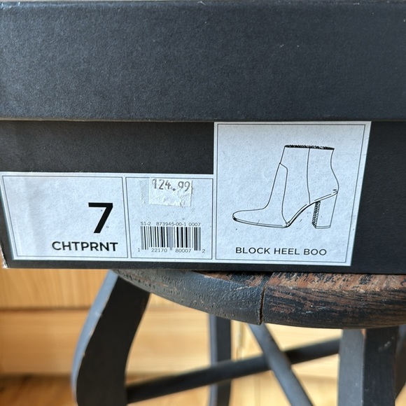 Sexy Cheetah print booties - Picture 2 of 6